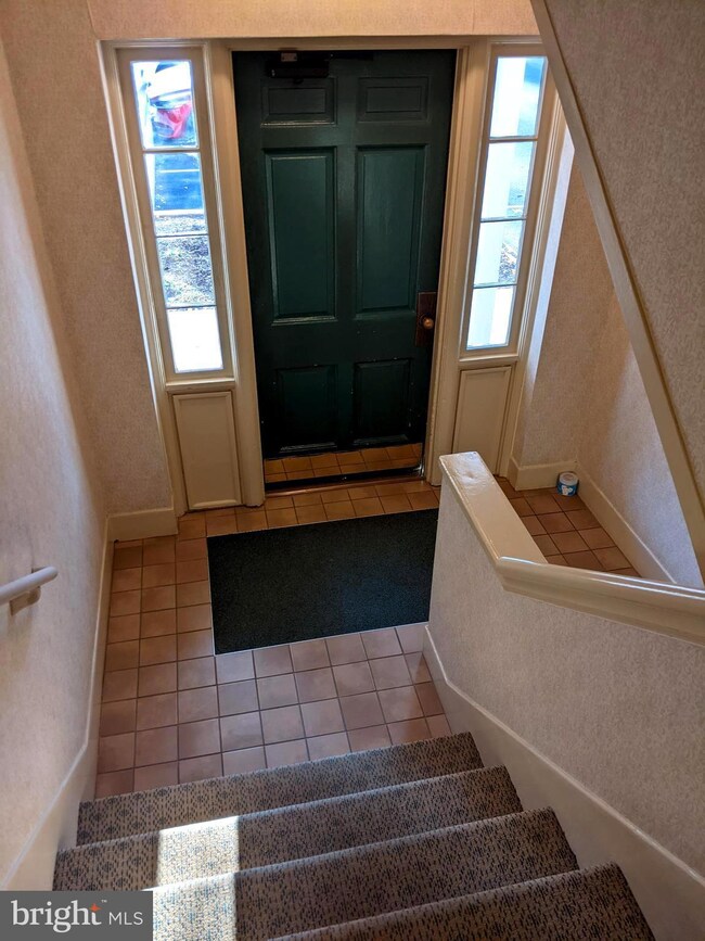 2967 S Columbus St unit C2, Arlington, VA 22206 - photo 3