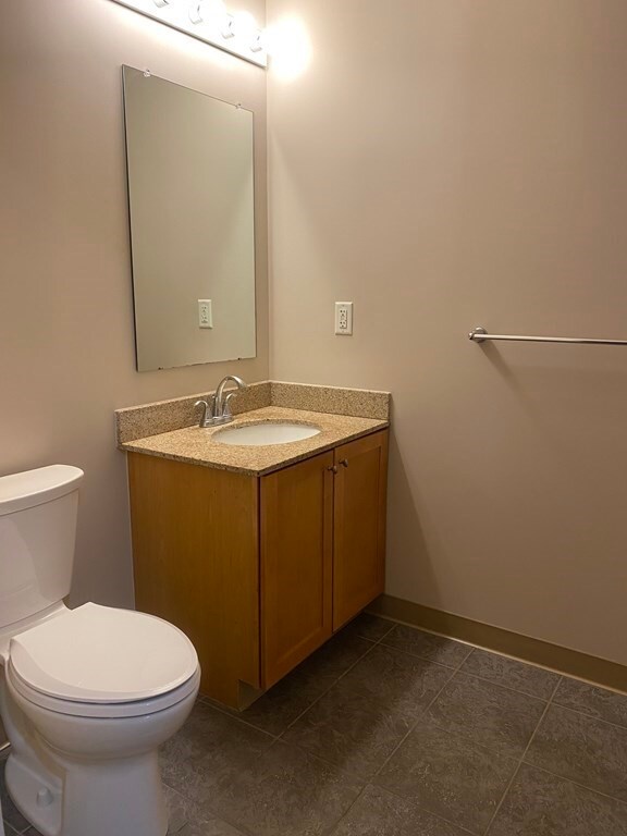 Fremont Lofts unit 410, Worcester, MA 01603 - photo 6