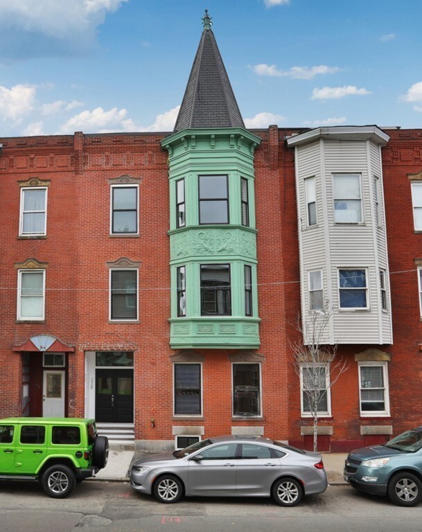 338 Meridian St unit 3, Boston, MA 02128 - photo 3
