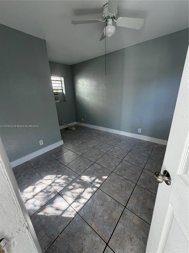 626 NW 10th Terrace unit 3, Fort Lauderdale, FL 33311 - photo 5