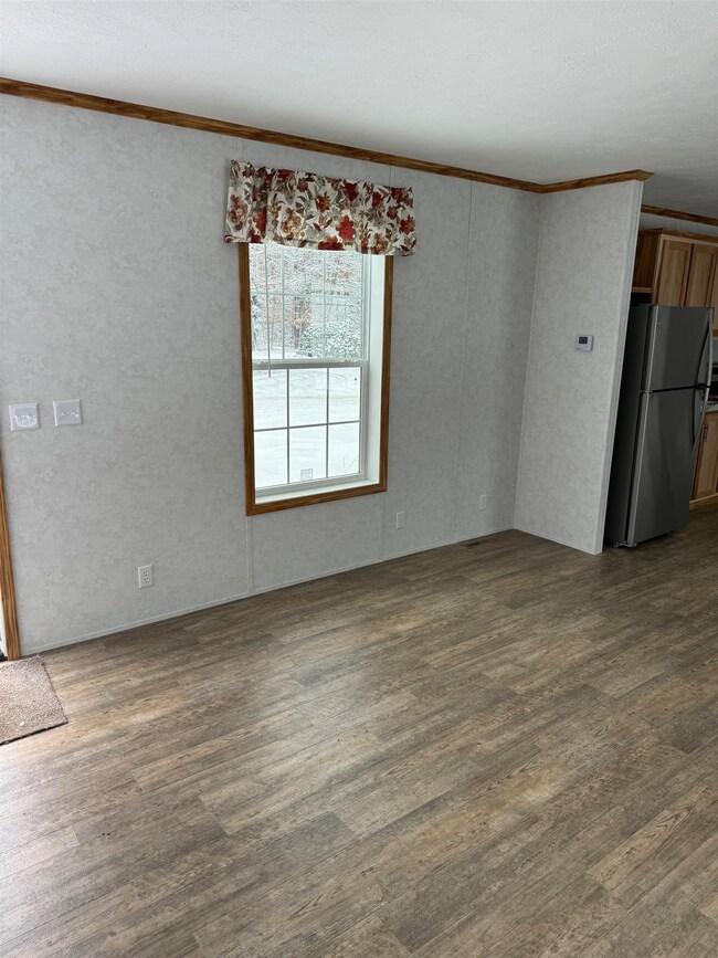 32 Gateway Dr, Hinsdale, NH 03451 - photo 5