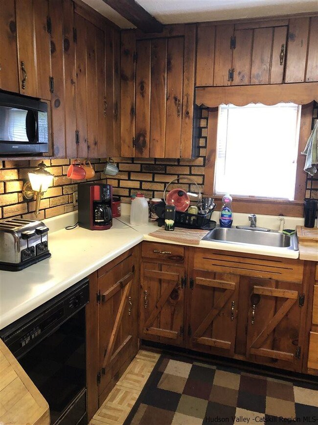1591 Centre Rd, Rhinebeck, NY 12572 - photo 4
