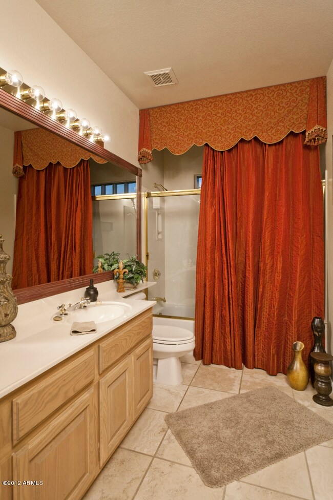 Guest Full Bath