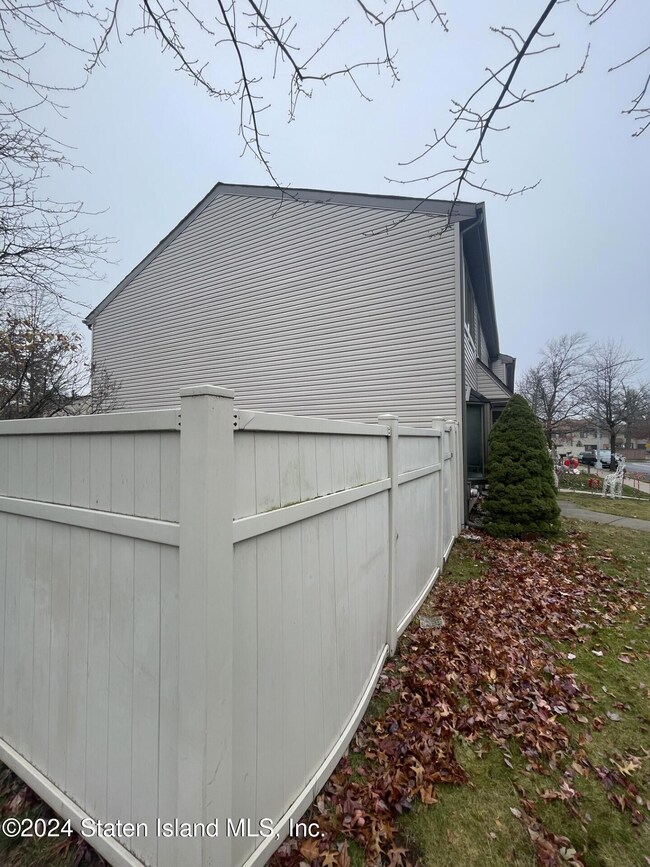 4 side view