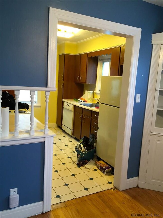 206 Hudson Ave, Rensselaer, NY 12144 - photo 5