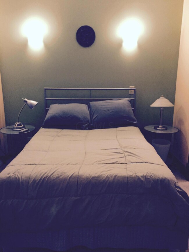 Bedroom-312