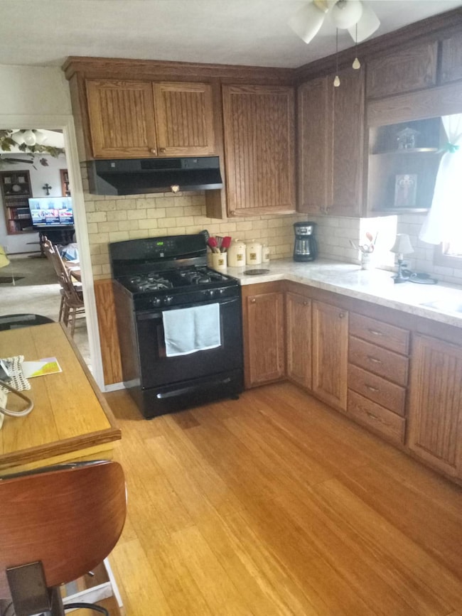 409 N 9th St, Ozark, AR 72949 - photo 7