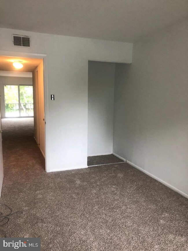 712B Putnam Blvd unit 7B, Nether Providence Township, PA 19086 - photo 5