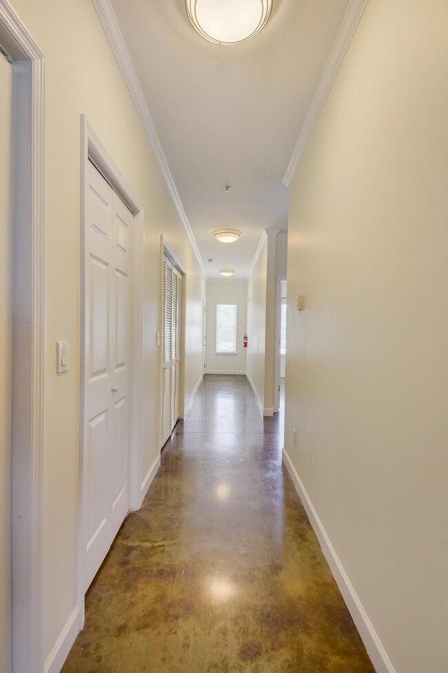 221_Delmont_St_015