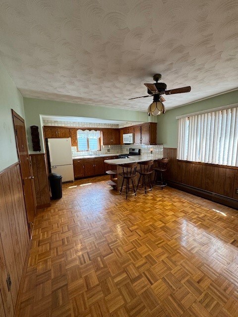 40 Bourne St unit 1, Bristol, RI 02809 - photo 5