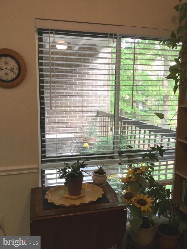 11260 Chestnut Grove Square unit 139, Reston, VA 20190 - photo 7