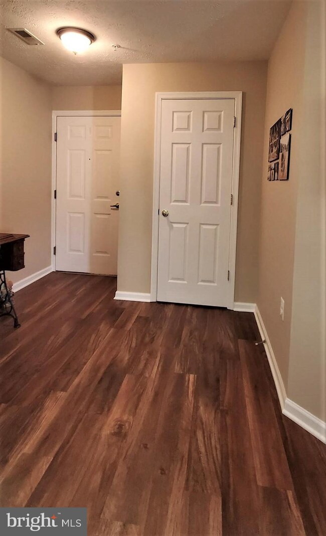 305 Willrich Cir unit J, Forest Hill, MD 21050 - photo 4