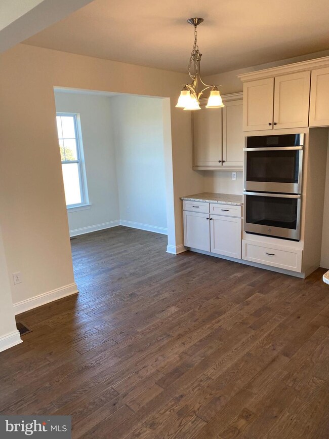 3520 Swabia Ct, Macungie, PA 18062 - photo 7