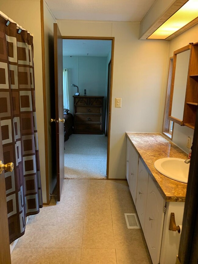 W8662 Silver Birch Rd, Tomahawk, WI 54487 - photo 7