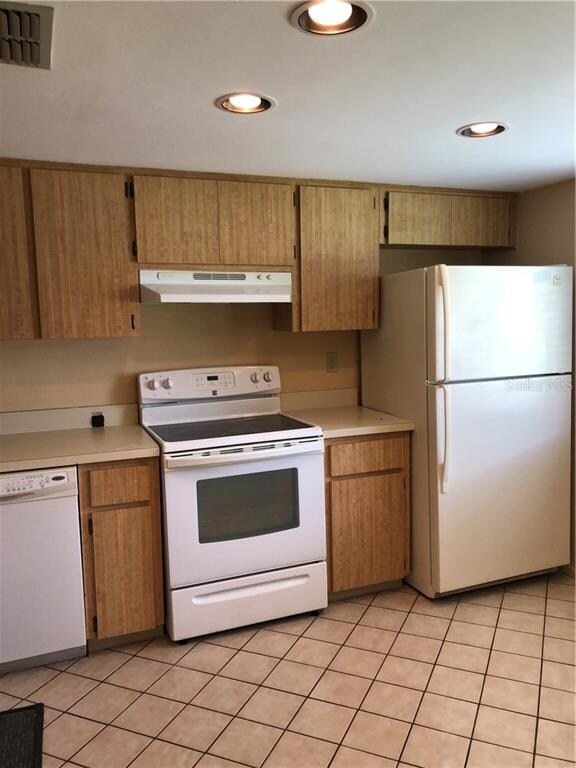 3411 Stonehaven Ct E unit A, Palm Harbor, FL 34684 - photo 4