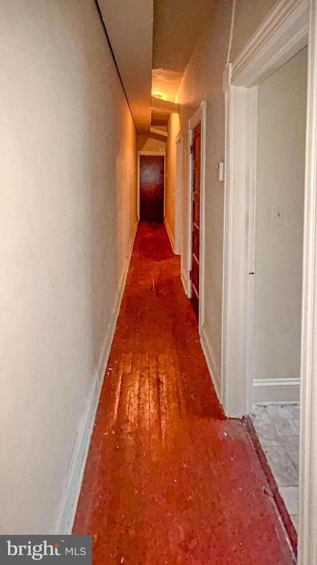 319 E 22nd St, Baltimore, MD 21218 - photo 5