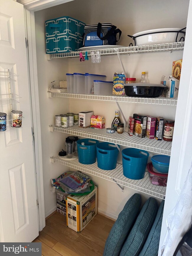 11858 Breton Ct unit 16B, Reston, VA 20191 - photo 6