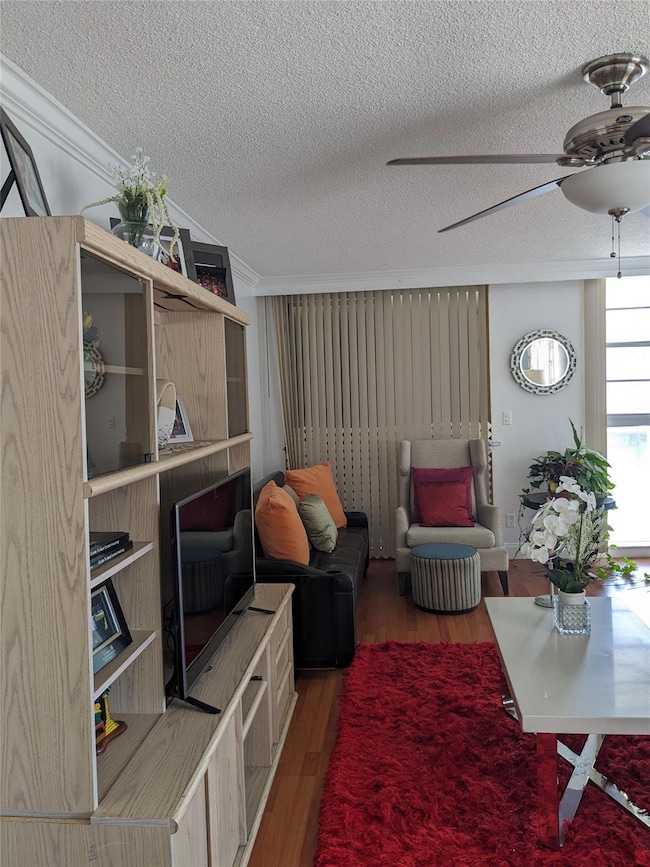 unlisted-address, Miami Beach, FL 33141 - photo 6