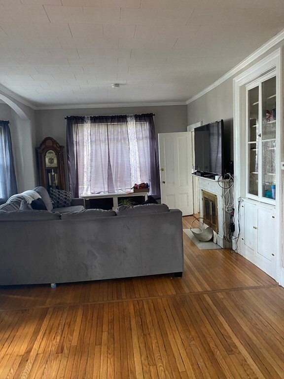 22 Crescent St, Lawrence, MA 01841 - photo 5