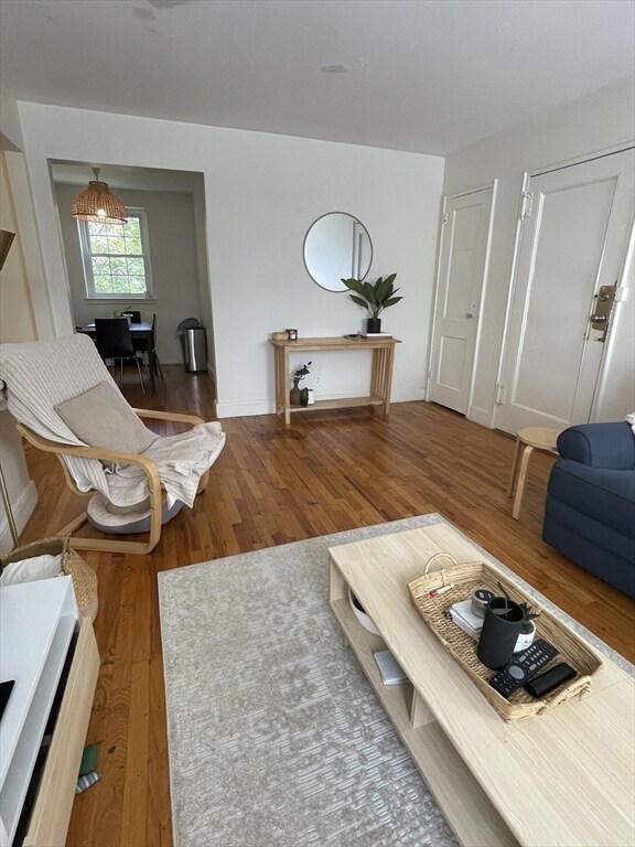 27 Englewood Ave unit 3, Brookline, MA 02445 - photo 3