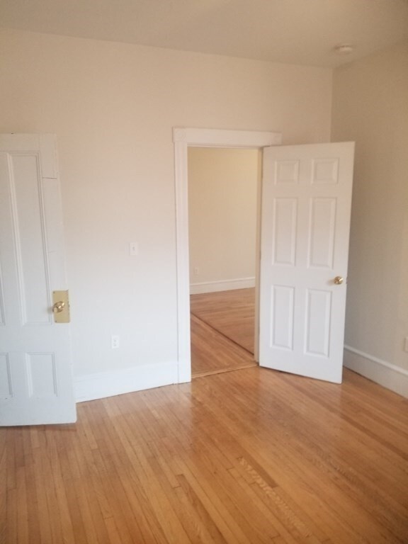 891 Massachusetts Ave unit 15, Cambridge, MA 02139 - photo 7