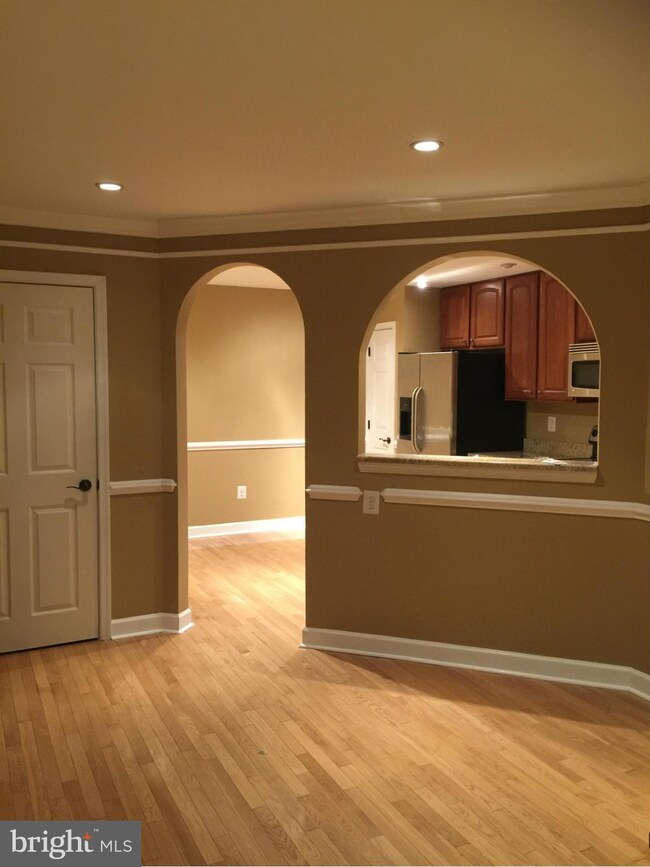 9201 Deer Crossing unit 41, Lorton, VA 22079 - photo 5