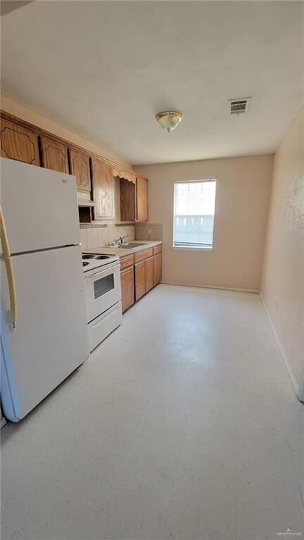 502 Miguel Hidalgo St unit 4, San Juan, TX 78589 - photo 2