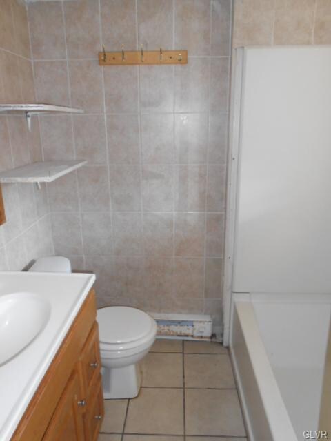 Bathroom Unit 1