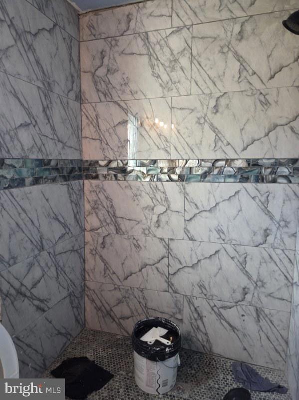 728 Tulip St, Camden, NJ 08104 - photo 2