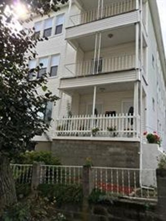 4 Loxwood St unit 3, Worcester, MA 01604 - photo 2