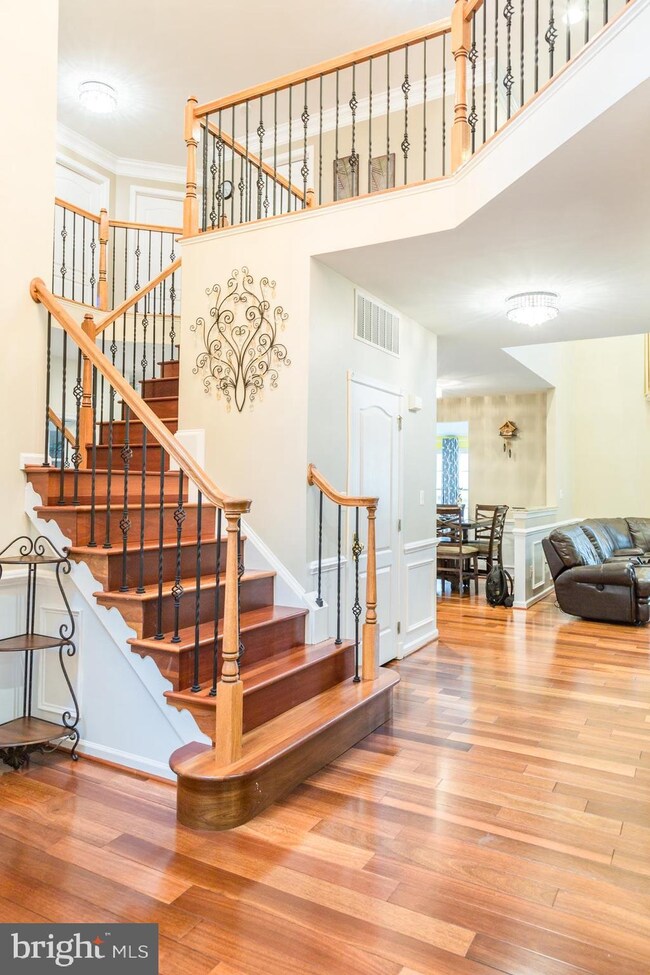 22805 Nichols Farm Way, Ashburn, VA 20148 - photo 5
