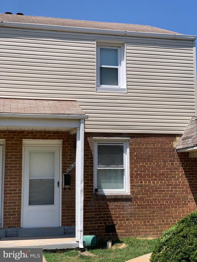 2820 Keating St unit 166, Temple Hills, MD 20748 - photo 2
