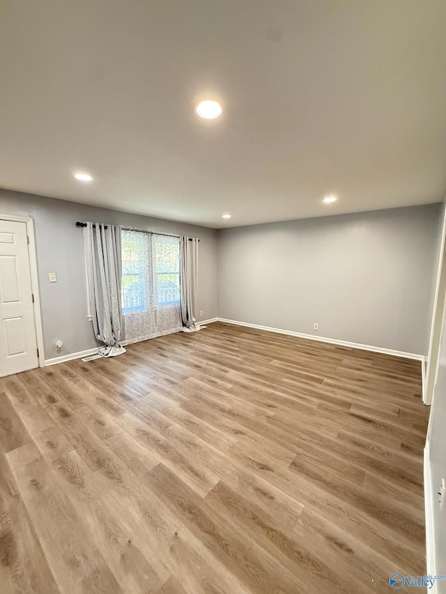 6202 Valley Park Dr NW, Huntsville, AL 35810 - photo 2