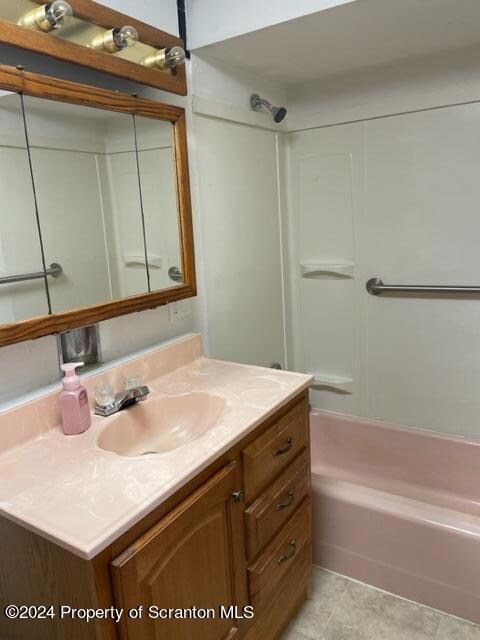 1314 Eynon St unit 1st fl, Scranton, PA 18504 - photo 3
