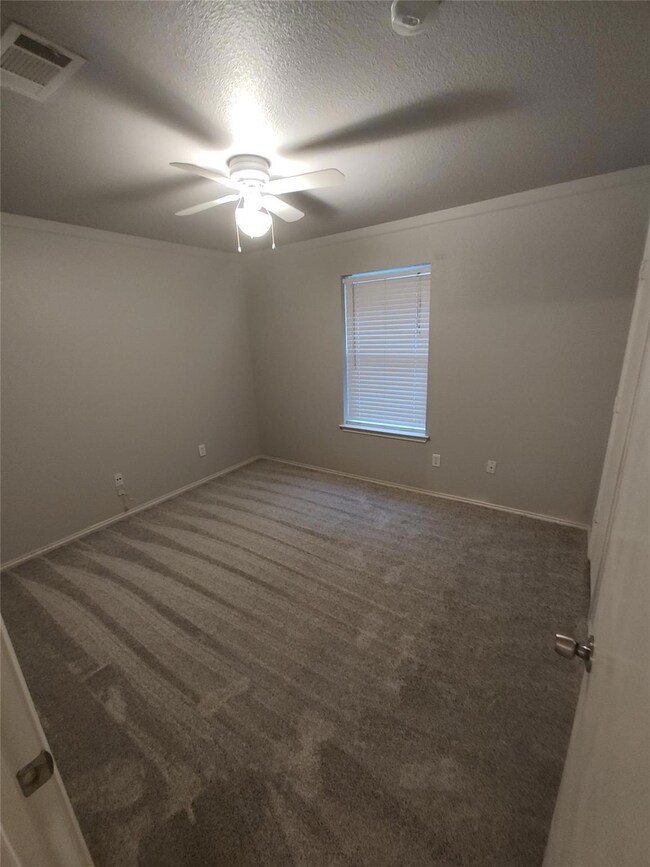 8015 Genesis Dr, Dallas, TX 75232 - photo 6