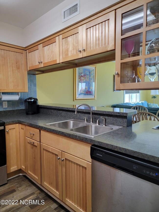 Kitchen 1