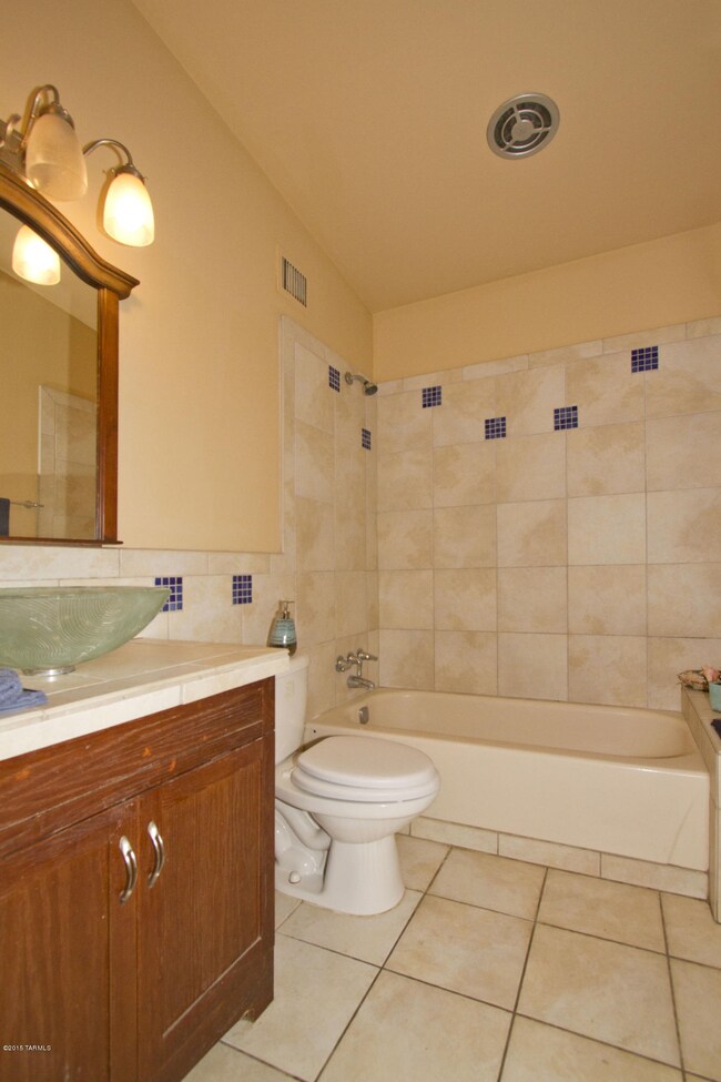 6909_E-MESA11.jpg