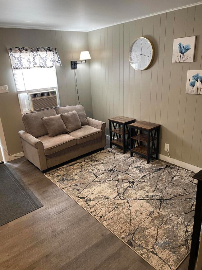 414 Farewell St, Lewistown, MT 59457 - photo 5