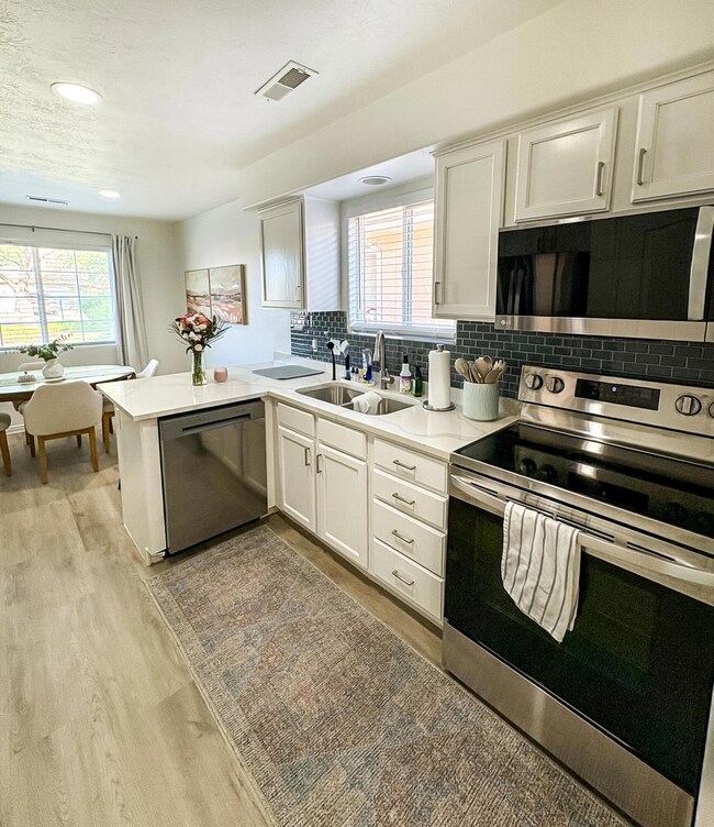 2930 E 450 N unit F24, Saint George, UT 84790 - photo 5