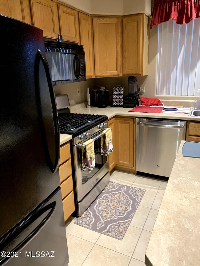 Appliances includded...