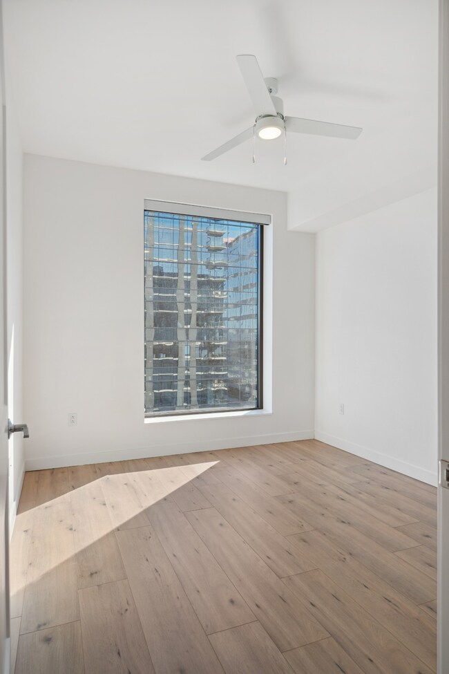 Pullman at Gulch Union unit A7 (O), Nashville, TN 37203 - photo 5