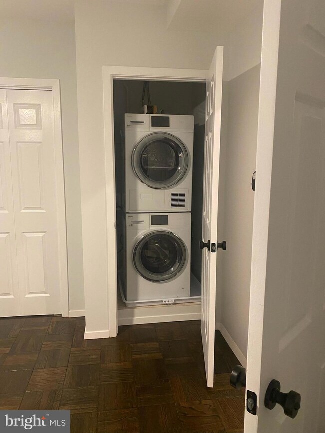 1602 Mount Eagle Place, Alexandria, VA 22302 - photo 5