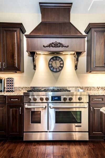 6 burner Pro-Style Jenn Air gas range with double 