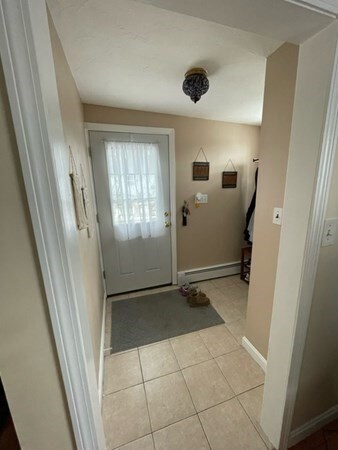 9 Worcester Ave unit 9A, Hudson, MA 01749 - photo 4