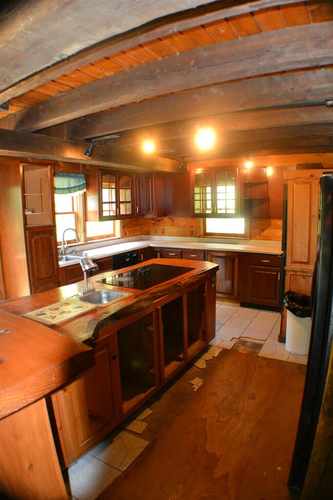 104 Laundromat Rd, Thornton, NH 03285 - photo 4