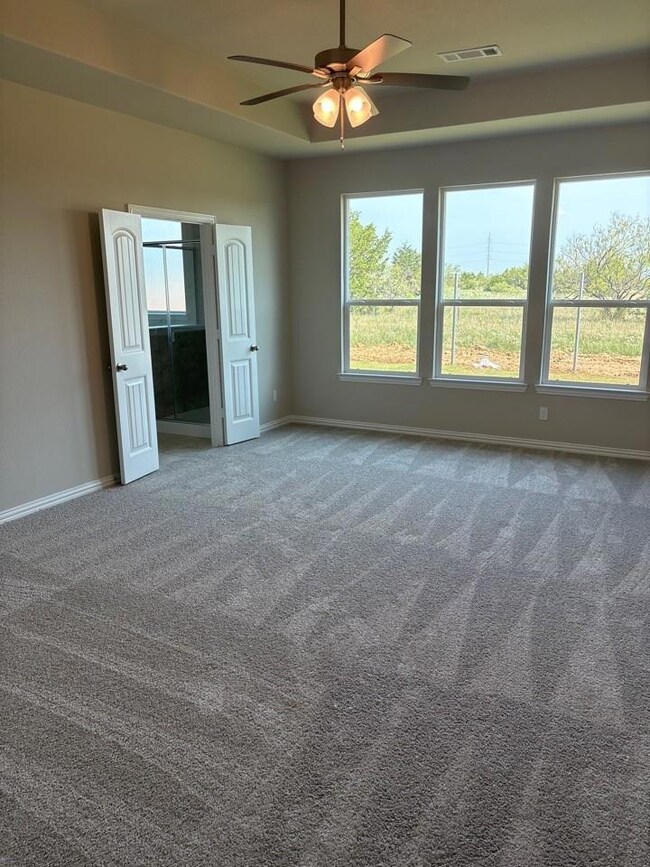 3529 Austin St, Gainesville, TX 76240 - photo 6