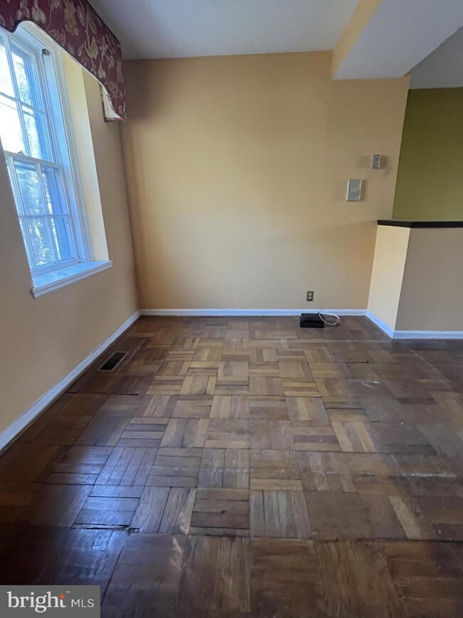 3940 Langley Ct NW unit 631, Washington, DC 20016 - photo 6