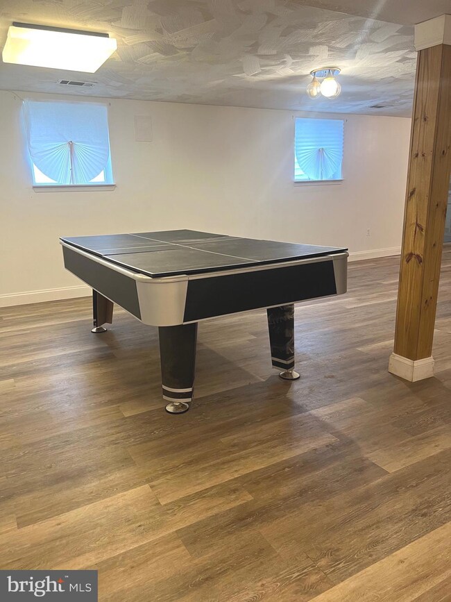 805 Suburbian Rd, Reisterstown, MD 21136 - photo 3