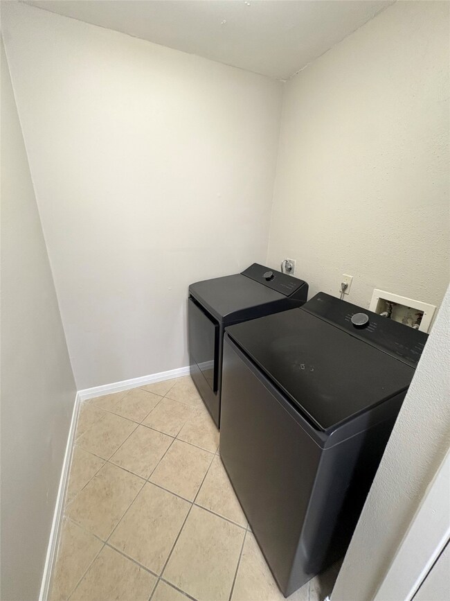 Washer / Dryer to stay , Only 1 year old.