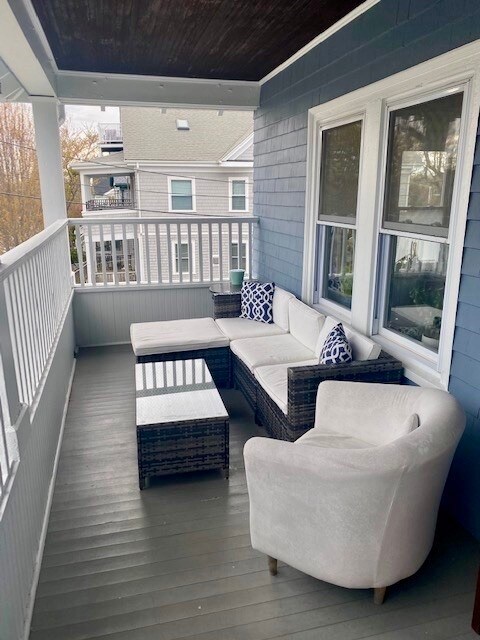 2 Bedlow Ave, Newport, RI 02840 - photo 5